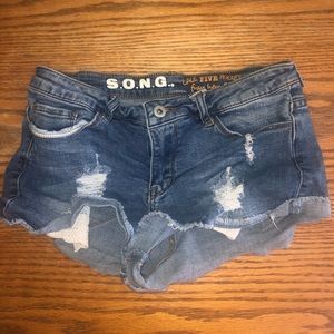 S.O.N.G low waisted denim shorts
